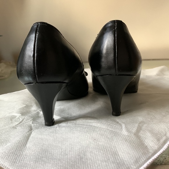 CHARMING 2.5” heels formal leather shoes. - Picture 6 of 10